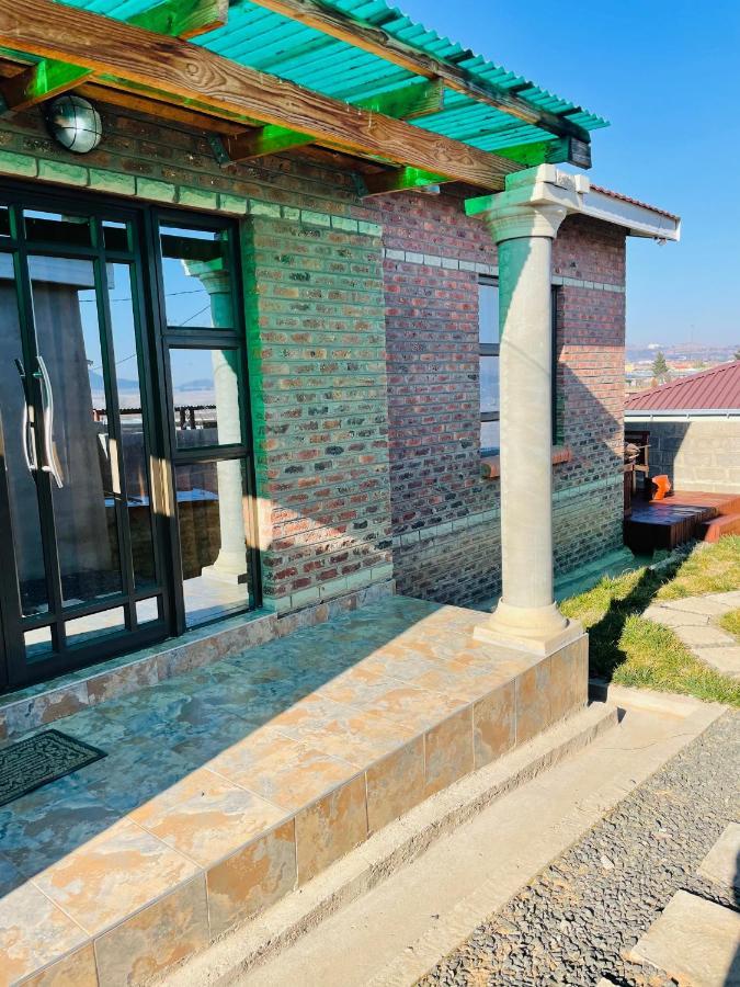Moh Ville Guest House Maseru Kültér fotó