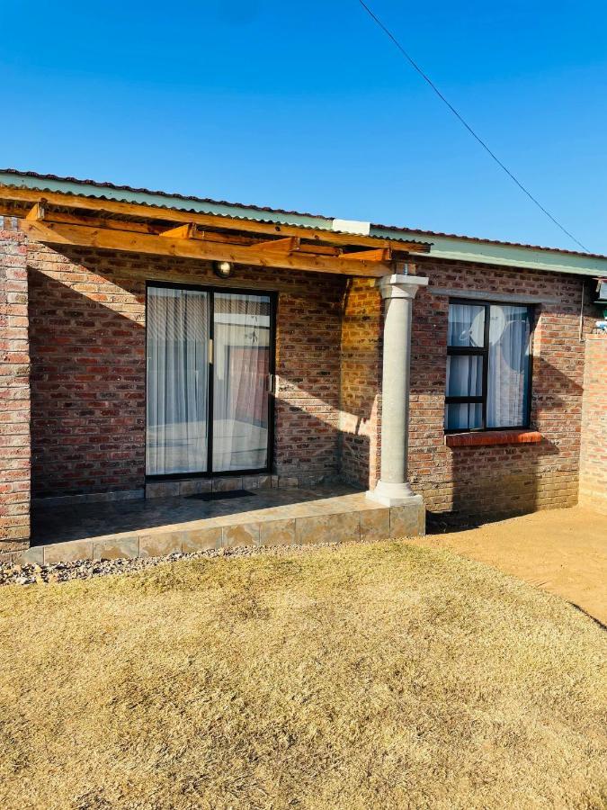 Moh Ville Guest House Maseru Kültér fotó