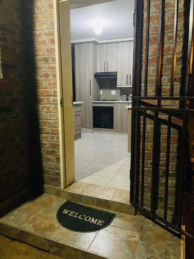 Moh Ville Guest House Maseru Kültér fotó