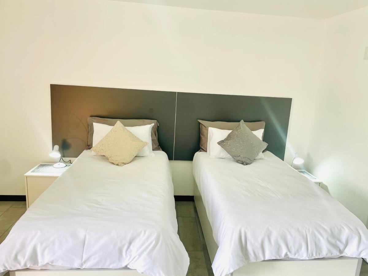 Moh Ville Guest House Maseru Kültér fotó
