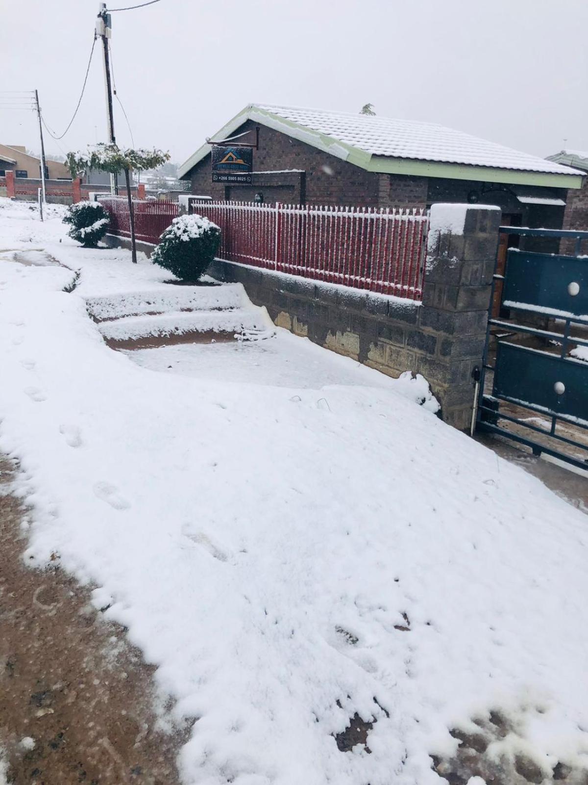Moh Ville Guest House Maseru Kültér fotó